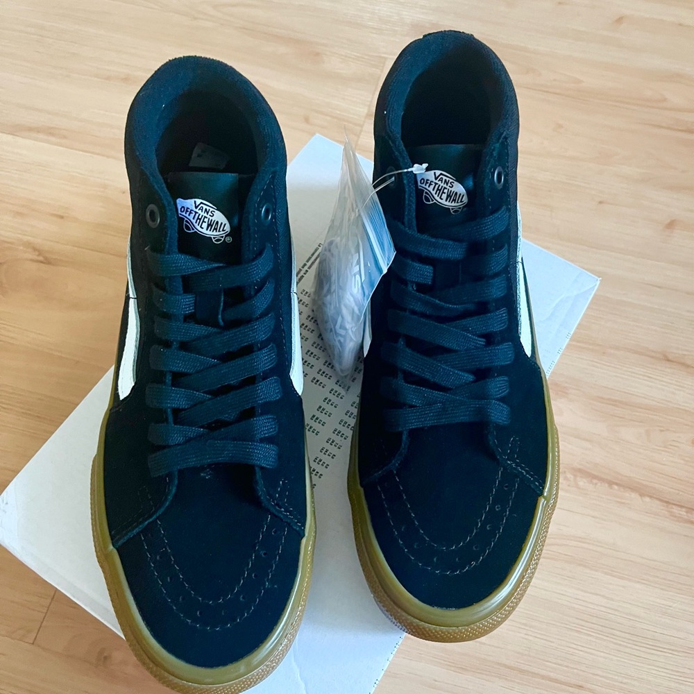 Vans Black White High-Top Skate Sneakers with Gum Sole - Picture 8 of 15